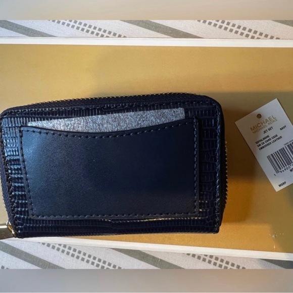 Michael Kors Small Logo and Leather Wallet - Picture 3 of 3